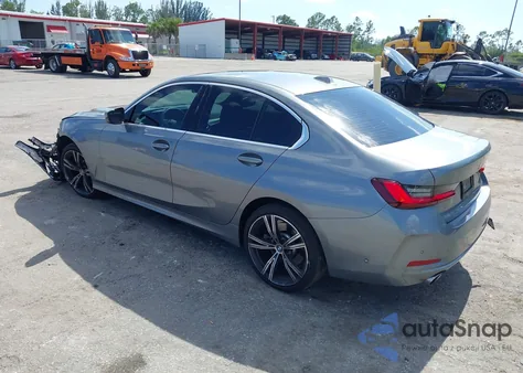 2024 BMW 3 Series 330I z USA, uszkodzony, nr VIN 3MW69FF01R8D92710